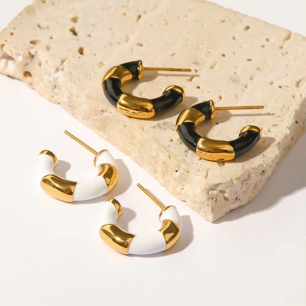 18K Gold Plated Stainless Steel Enameled Contrast Circle Color Trendy Hoop Earring Black and White