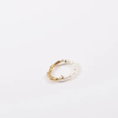 High End 18K PVD Gold Plated Imitation Pearl Elastic String Waved Rings Stainless Steel Women Rings Tarnish Free Jewelry