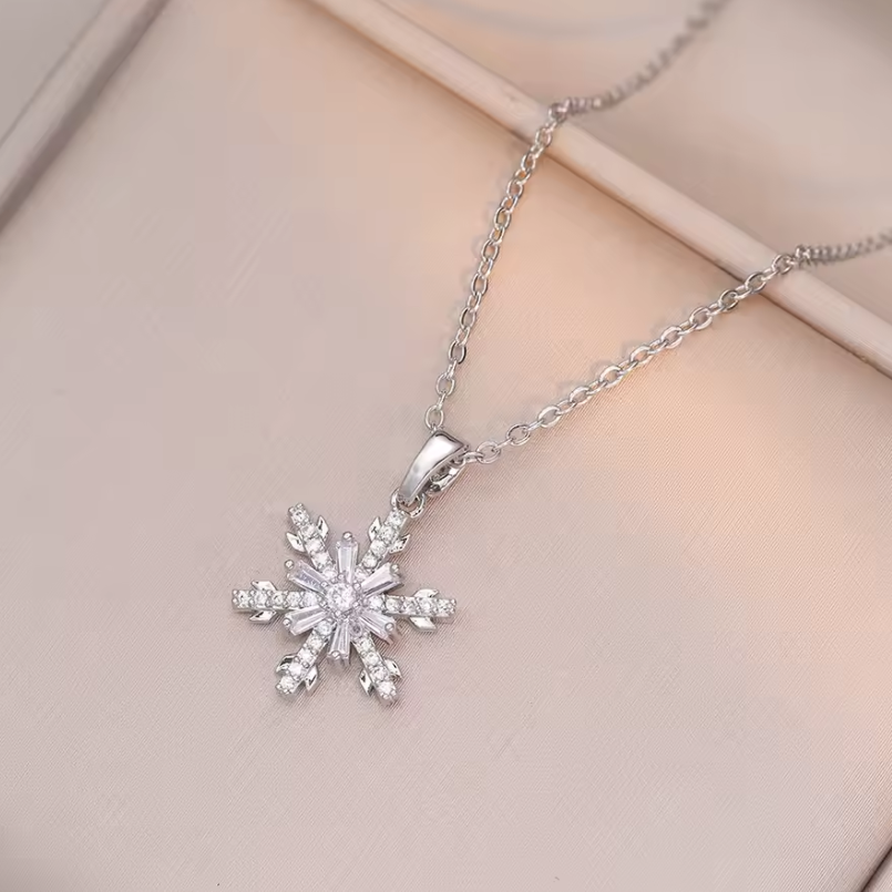 Flakes Of Loves Necklace