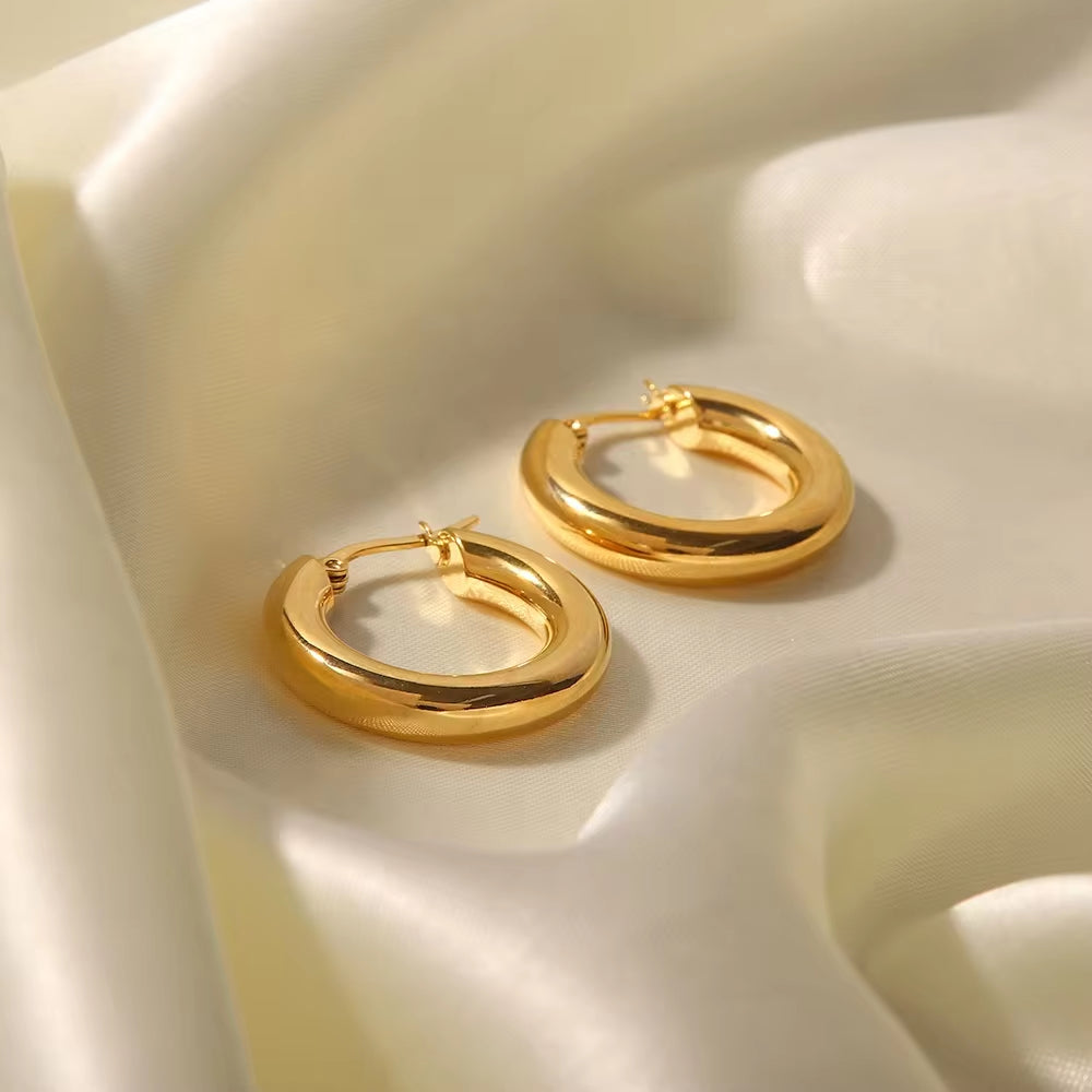 Classical Minimalist Chic Pairings Statement 18K PVD Gold Plated Stainless Steel Hoop Earrings