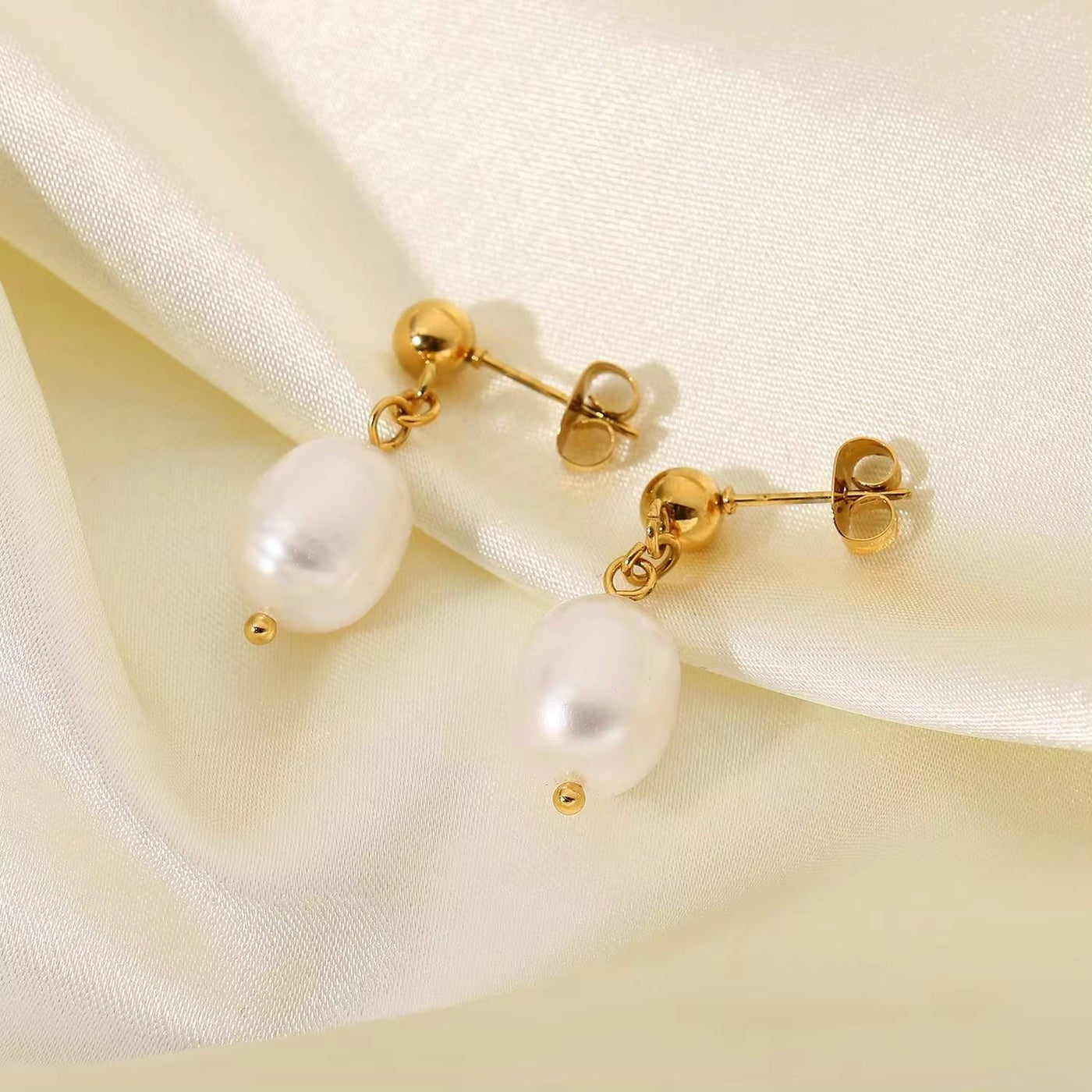 Stainless Steel Freshwater Pearl Earrings 18K PVD Coating Natural Baroque Pearl Earrings