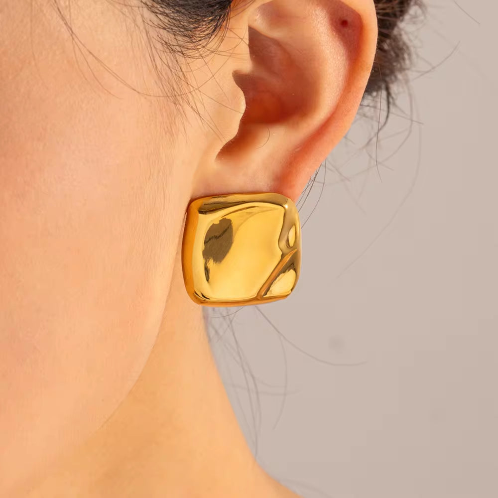 Fashionable 18K PVD Gold Stainless Steel Earrings Geometric High Polish Smooth Square Shape Snail Earring