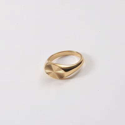 Waterproof 18K Gold Plated Wholesale Stylish Permanent Engraved Sunshine Burst Stainless Steel Finger Ring Trendy for Women