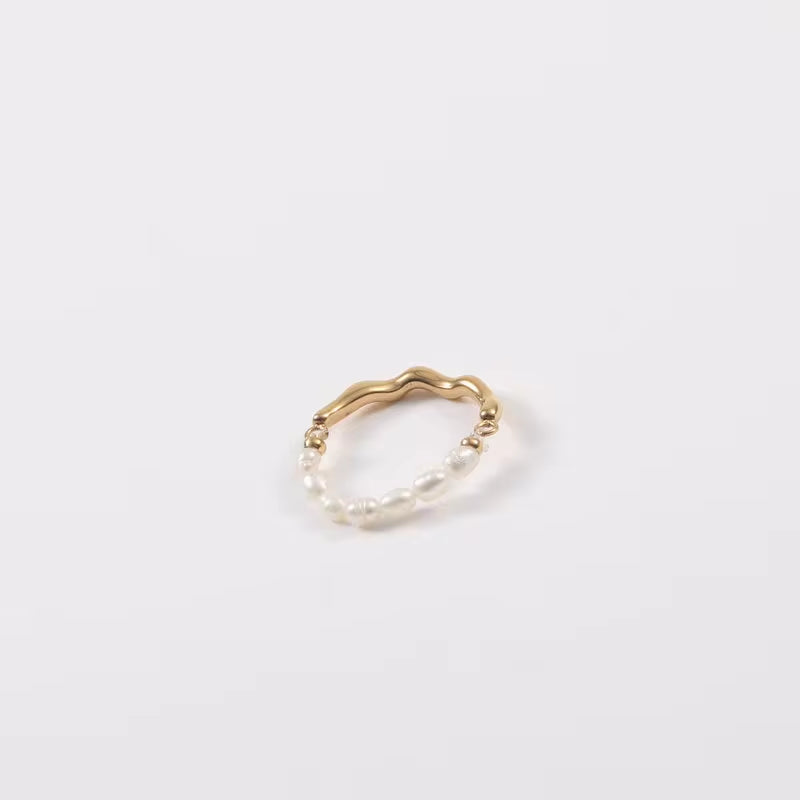 High End 18K PVD Gold Plated Imitation Pearl Elastic String Waved Rings Stainless Steel Women Rings Tarnish Free Jewelry