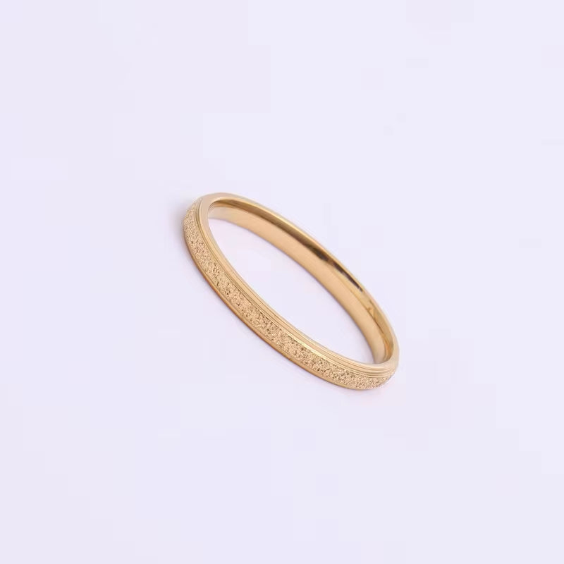 2.3/4/7Mm Width Waterproof 18K Gold Plated Stainless Steel Shiny Matte Sandblasted Ring