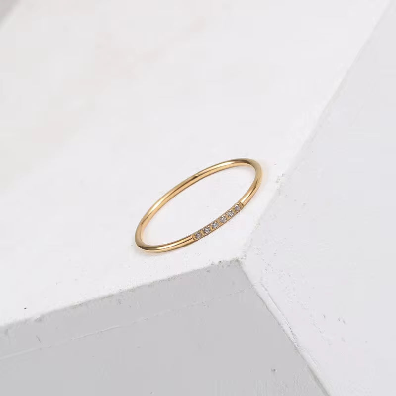 Minimalist Jewelry 6 CZ Thin Ring 18K Gold Plated Stainless Steel Eternity Inlay Cubic Zircon Ring for Women