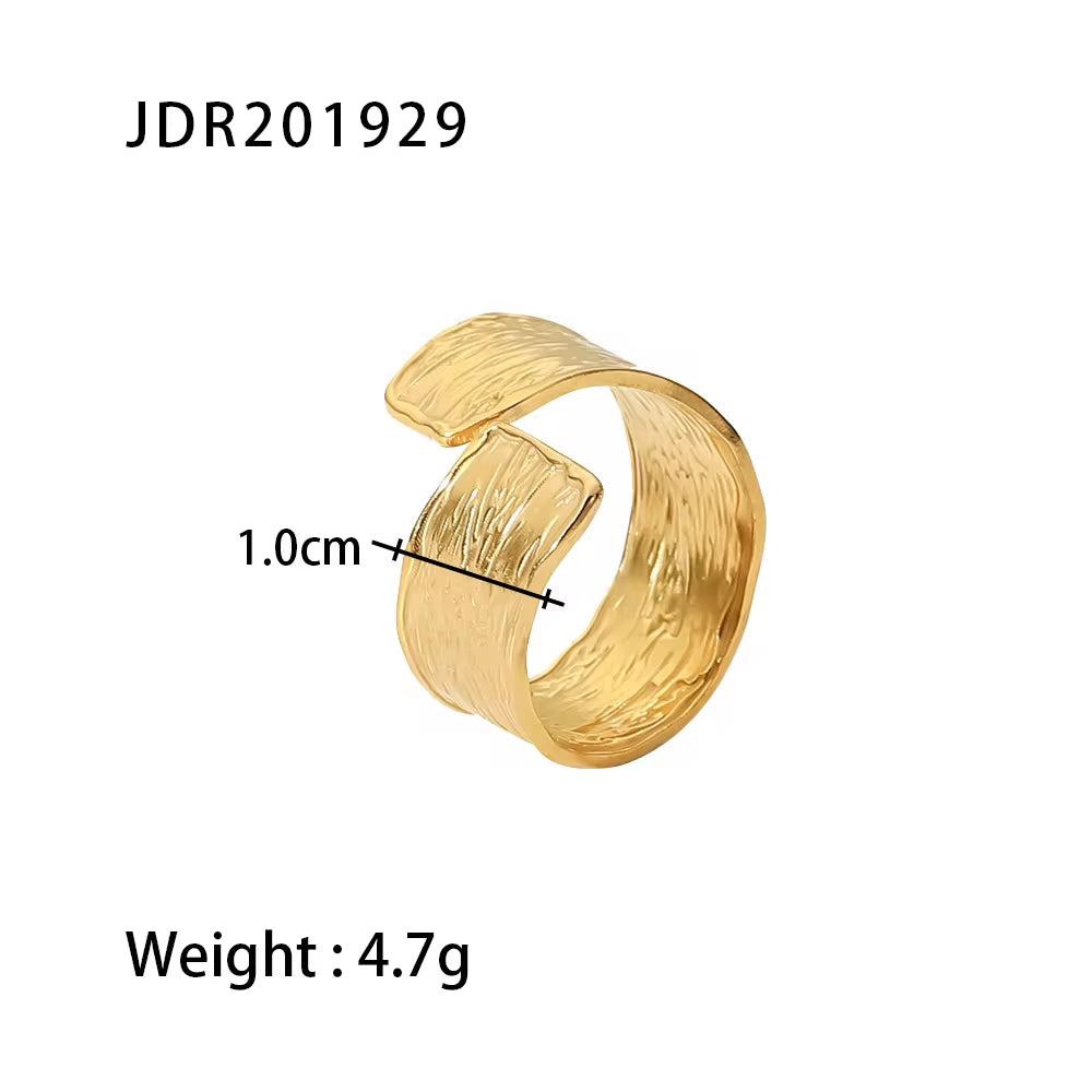 18K Gold Plated Stainless Steel Wrinkles Fashion Cross Hammered Texture Open Finger Rings for Women