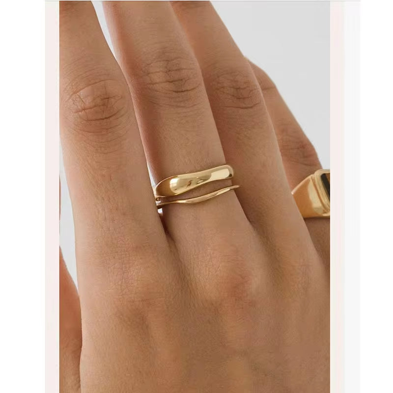 Non Tarnish Stainless Steel Asymmetric Ring Hypoallergenic Irregular Gold Ring Twist Two Irregular Circles Ring