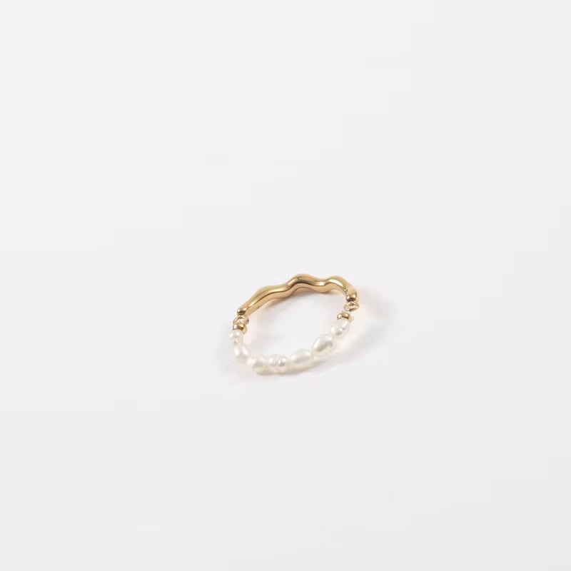 High End 18K PVD Gold Plated Imitation Pearl Elastic String Waved Rings Stainless Steel Women Rings Tarnish Free Jewelry