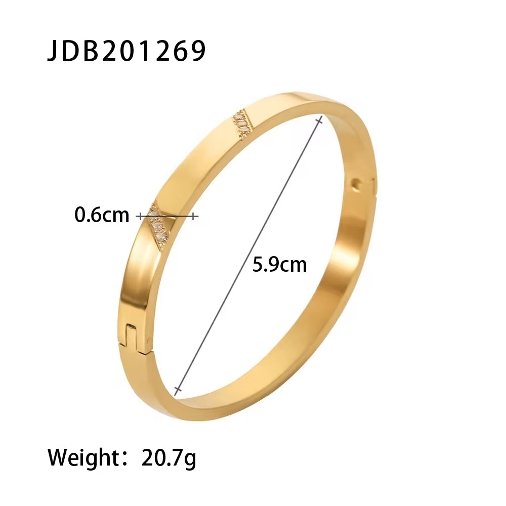 Simple Design 18K Gold Plated Diagonal White Cubic Zirconia Bangles for Women Dainty Jewelry