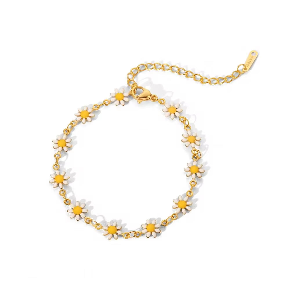 Charm 18K Gold Plated Stainless Steel Bracelets for Women White Daisy Chain Bracelet for Women