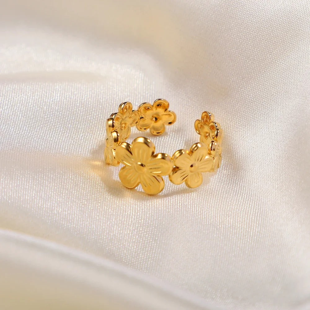 Flowery Ring