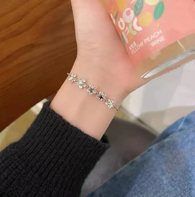 Tokyo Flower Bracelet